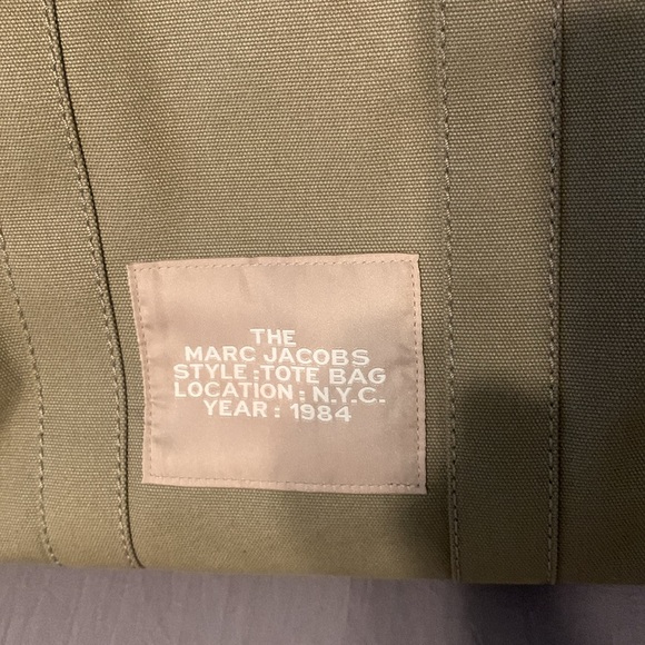 Marc Jacob’s Tote - Picture 6 of 6